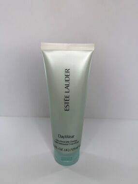 Estée Lauder DayWear Glow Boost Jelly Cleanser - 125ml